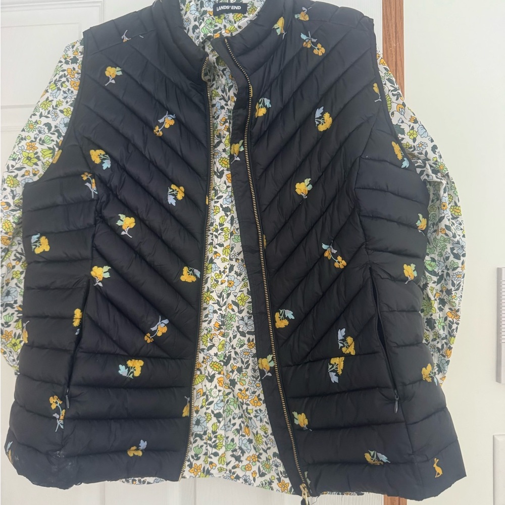 Lands' End Black Puffer Vest with Floral Accents Set. Includes blouse and vest